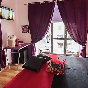 https://chroma-octho.it-romehotels.com